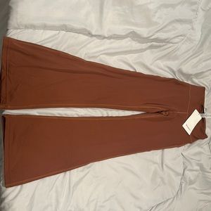 MULTIPLE NEW WITH TAGS LULULEMON FLARED LEGGINGS SIZE 2 or S I CAN AND WILL SELL